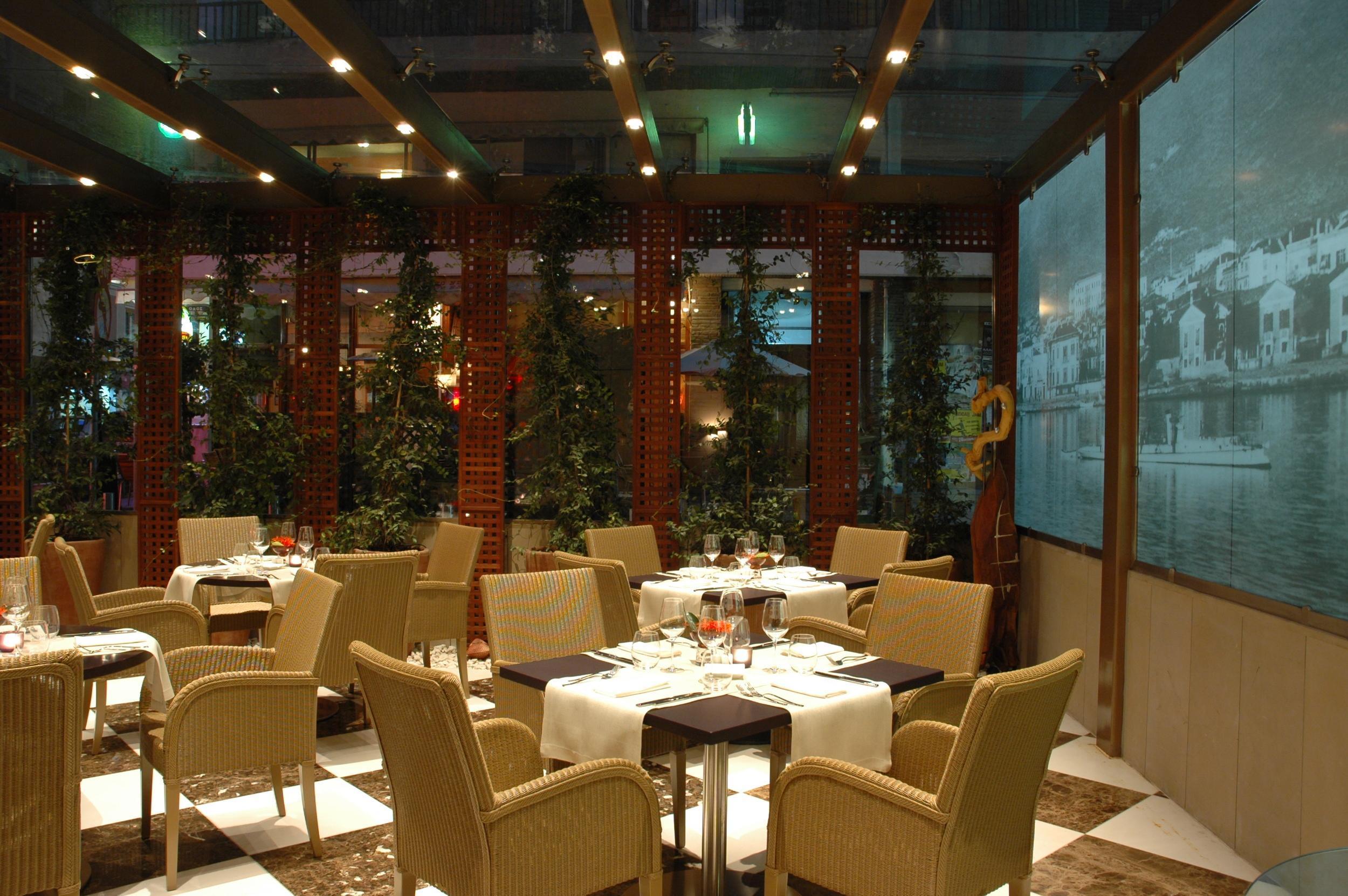 فندق سالونيكفي  دايوس لوكسري ليفينغ المطعم الصورة